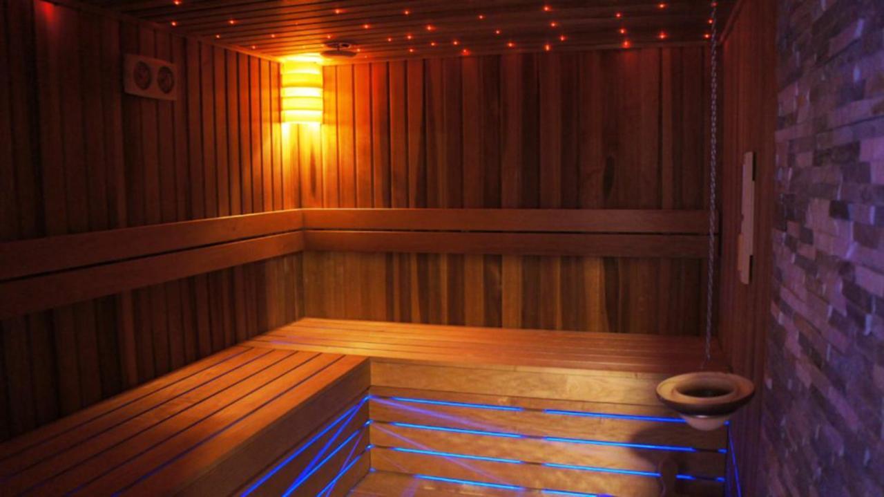 Tagore Spa Aparthotel Balatonfured Exterior photo