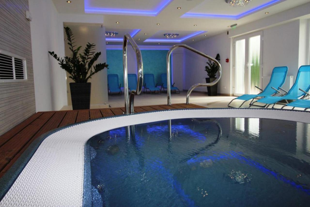 Tagore Spa Aparthotel Balatonfured Exterior photo